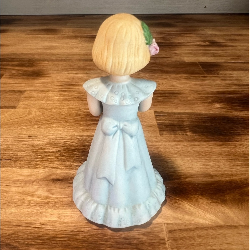 Growing Up Girls Blonde Age 6 Figurine - Picture 3 of 5